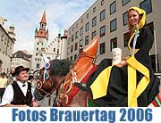 Der Braueeid wird erneuert: Münchner Brauertag am Samstag mit tausenden Litern Freibier auf dem Viktualienmarkt (Bild: Martin Schmitz)